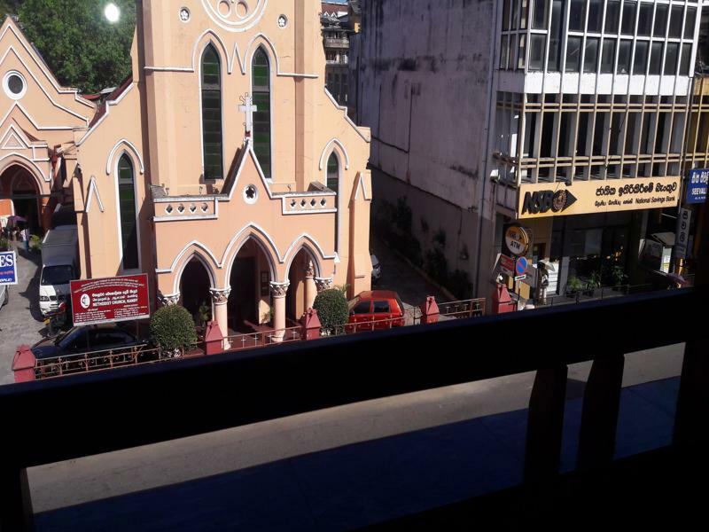 By Earl's Hotel 3*