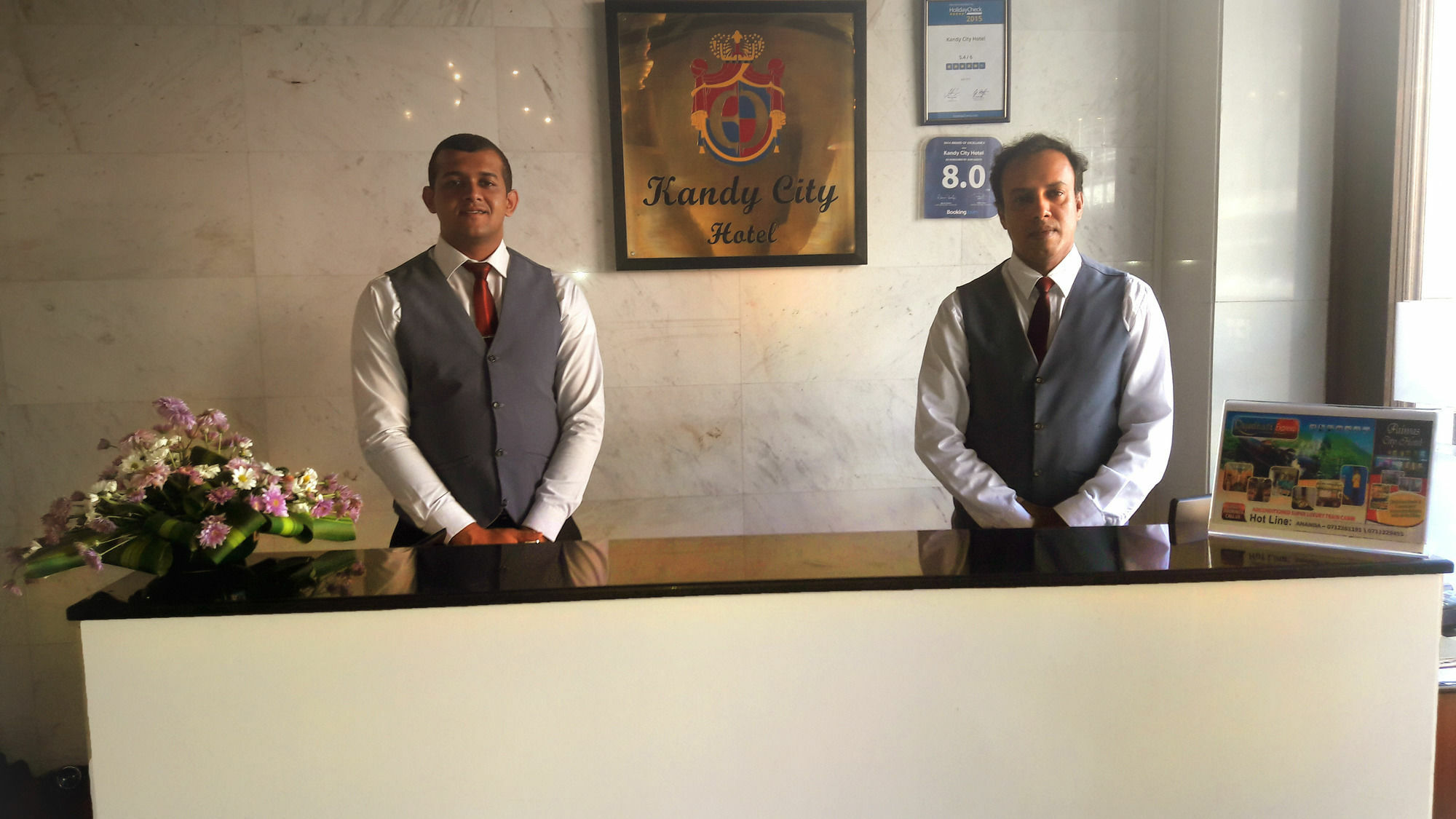By Earl's Hotel Kandy