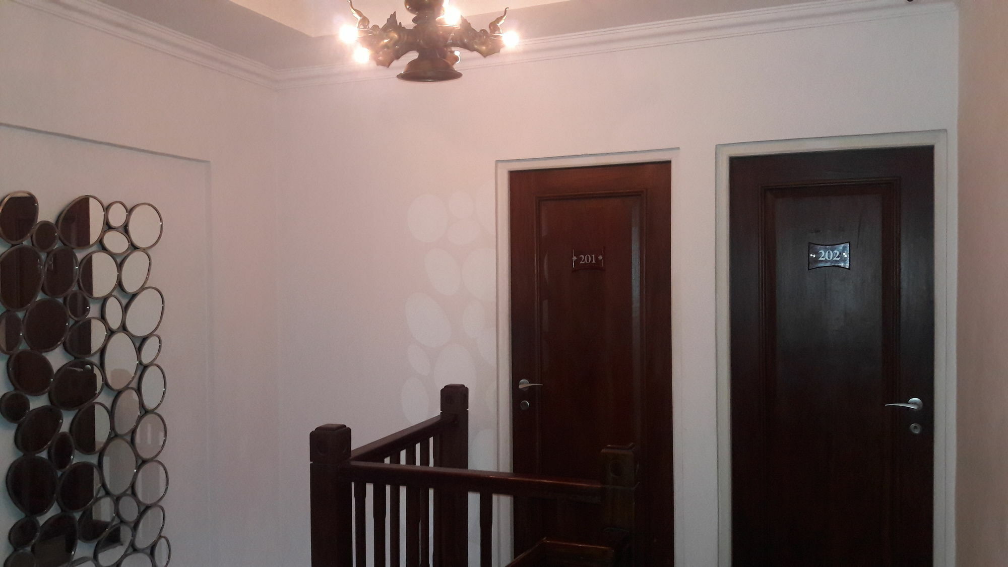 By Earl's Hotel 3*